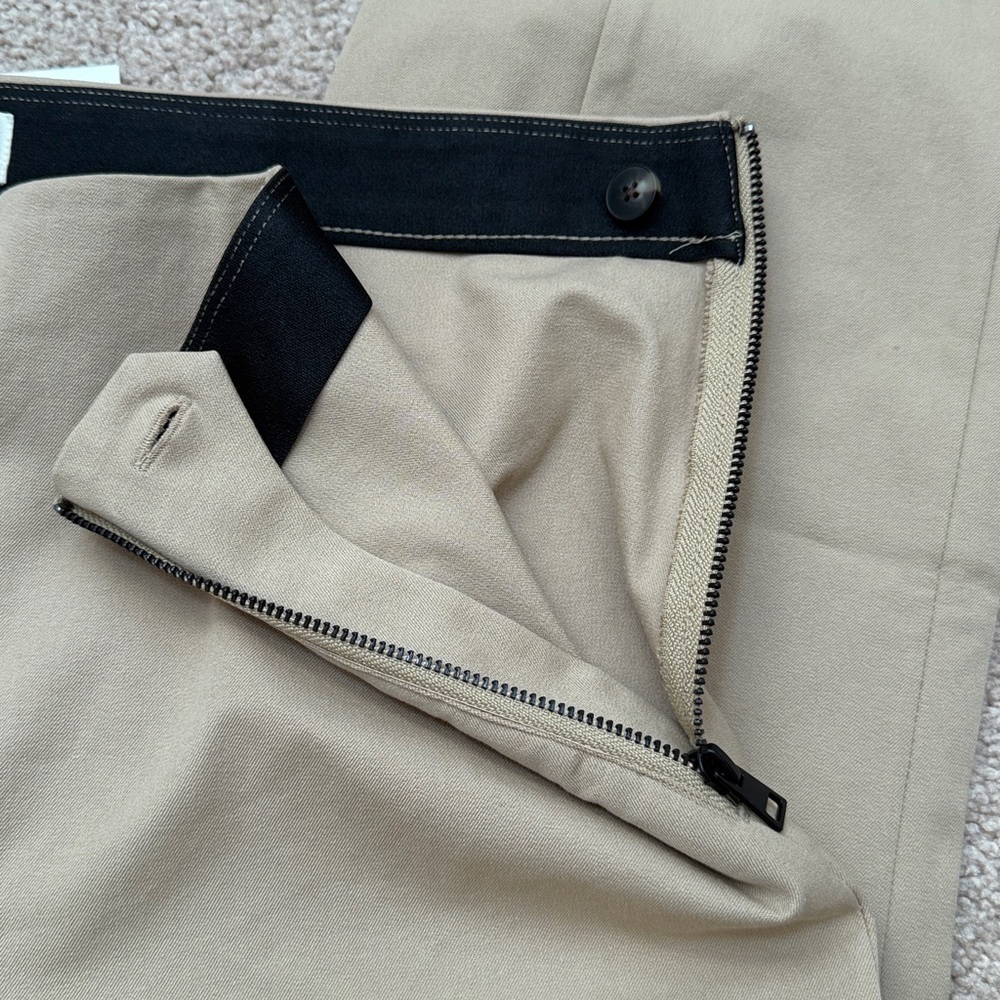 NWT Everlane Bi-Stretch High Rise Tan Khaki Side Zip Pull On Work Pants Size 14 - Picture 8 of 13